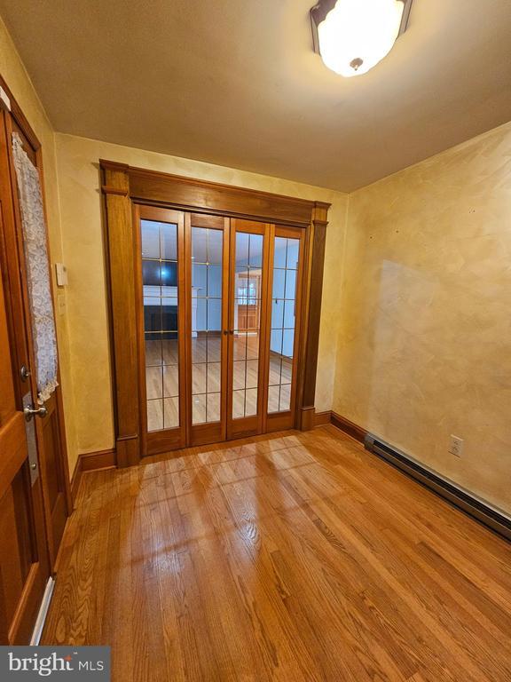 Building Photo - 615 Villa Ave