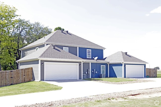 Building Photo - Deane and Sang Townhomes
