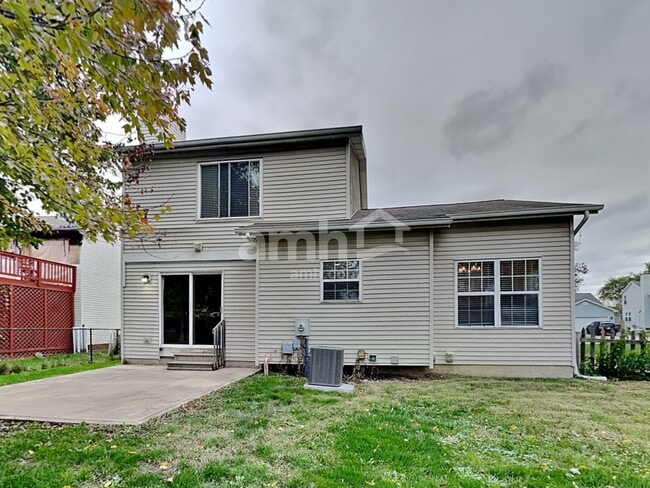 Building Photo - 2545 Willowgate Rd