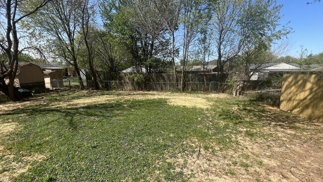Building Photo - 186 Keebler Dr
