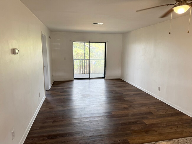 Building Photo - 4491 Holly Tree Rd