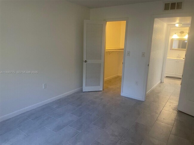 Building Photo - 8500 Sunrise Lakes Blvd