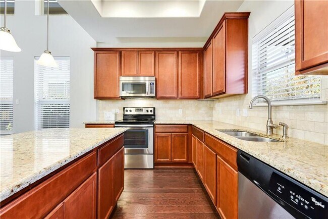 Building Photo - 3920 Kenter Crossing