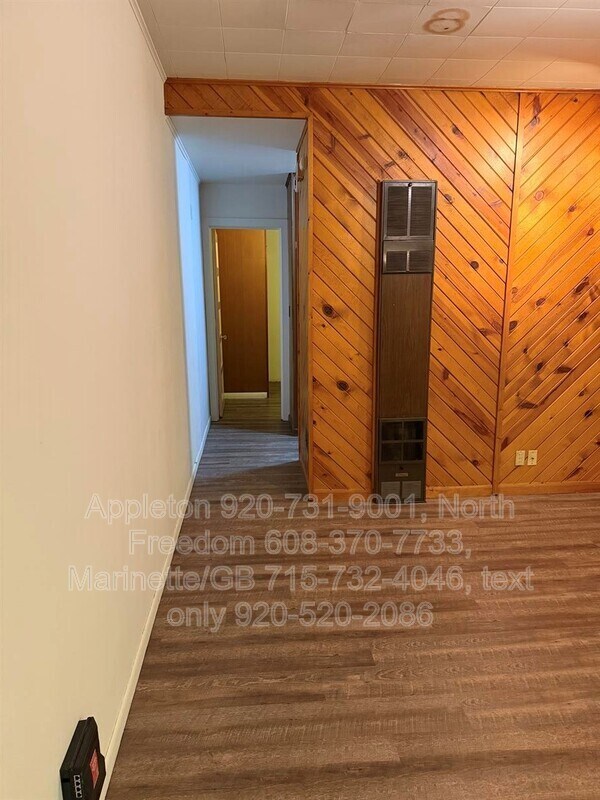 Building Photo - S7559 US-12