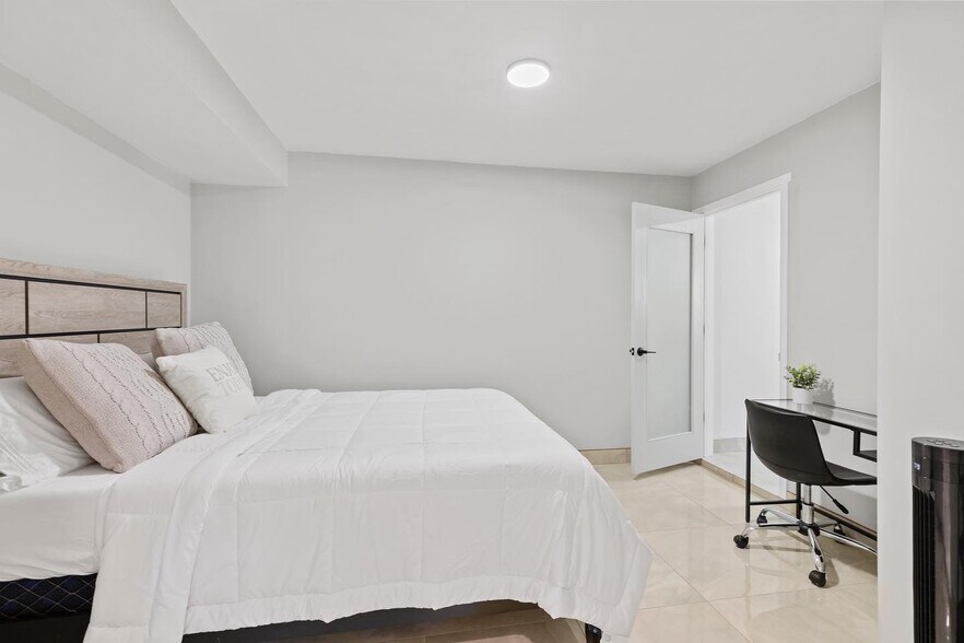 2nd bedroom - 6036 W 75th St