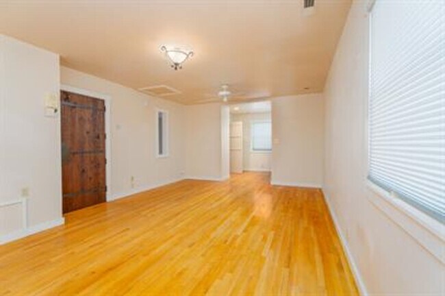 Building Photo - Uniquely breathtaking custom home with in-...