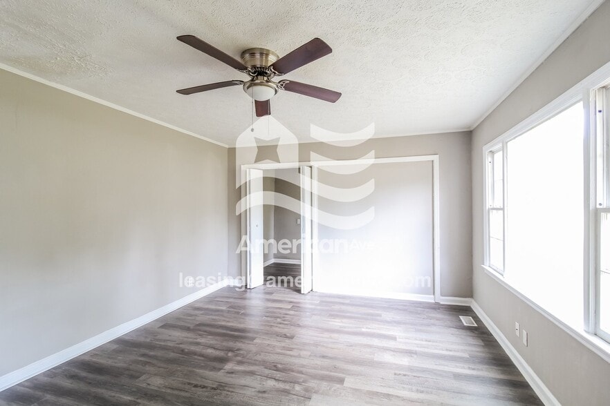 Building Photo - 3247 Marlies Cir