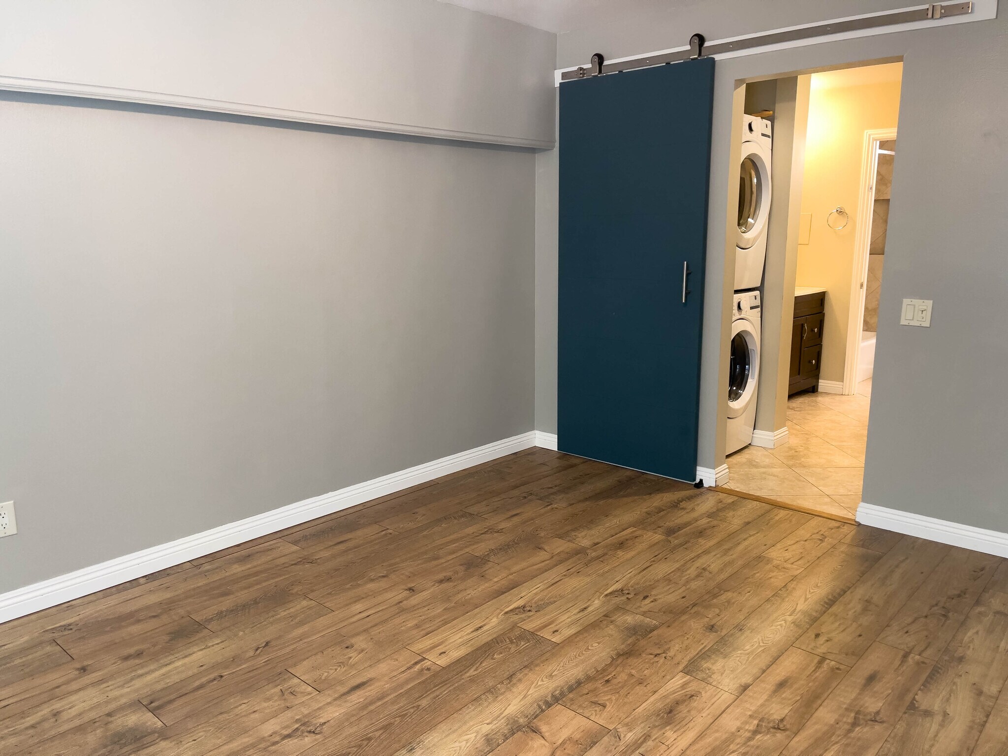 Building Photo - 8749 Lake Murray Blvd