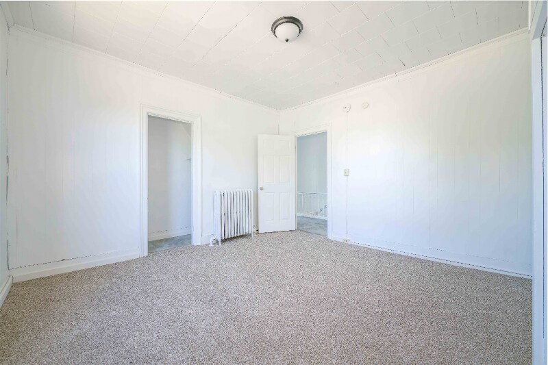 Building Photo - 50 E 4th St