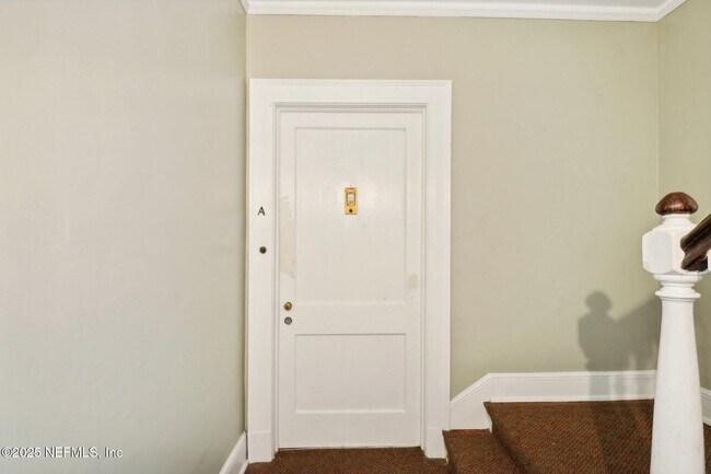 Building Photo - 2160 Forbes St