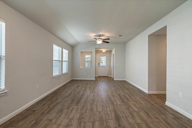 Building Photo - 8205 Cottage Rose Dr