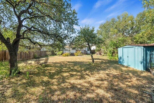 Building Photo - 4006 Alexandria Dr
