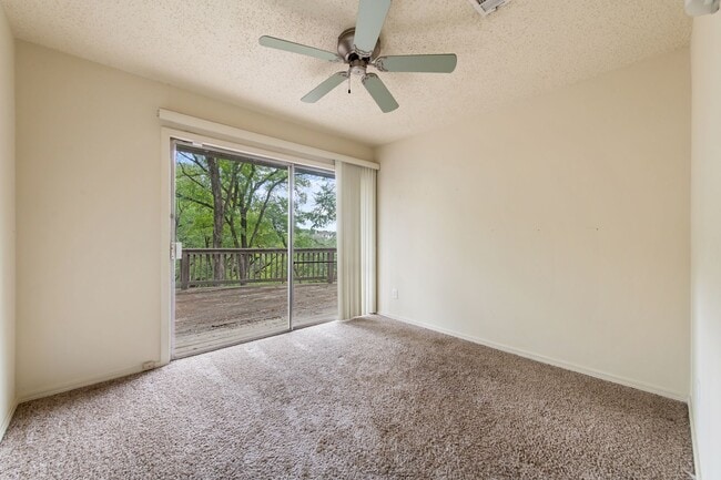 Building Photo - Available Now: Charming 3 Bed / 2 Bath in Rollingwood - Zoned to Eanes ISD - Large Yard