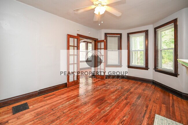 Building Photo - 2125 W Clifton Ave