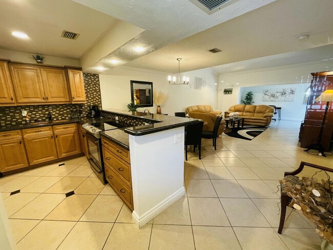 Primary Photo - 2924 NW 69th Ct