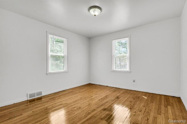 Building Photo - 18792 Old Homestead Dr