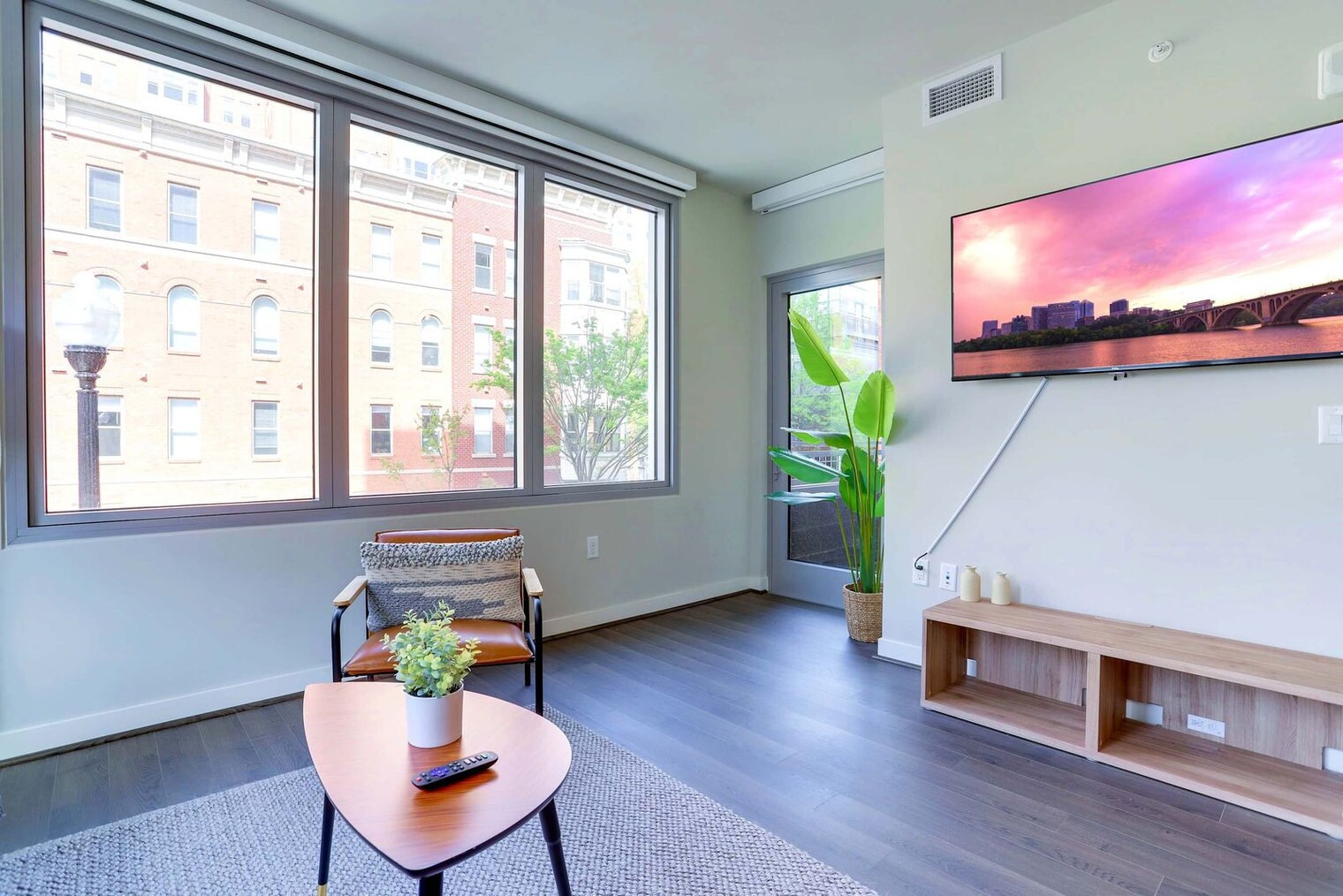 Building Photo - 1122 N Hudson St