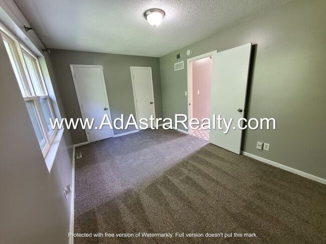 Building Photo - Spacious and Affordable Olathe Townhome-Coming SOON!!