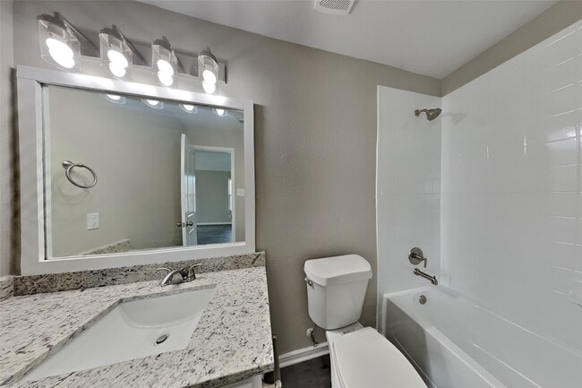 Building Photo - 3218 Clayton Terrace Dr