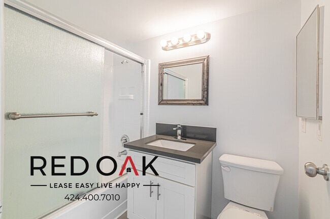 Building Photo - 3540 Fletcher Dr