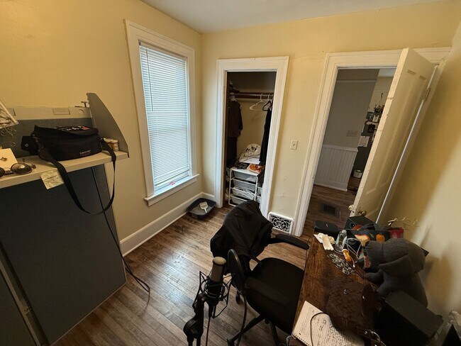 Building Photo - 2768-70 N. Booth St.