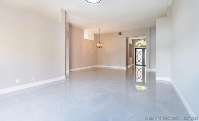 Building Photo - 12843 NW 18th Ct