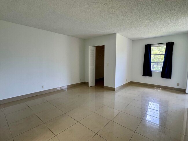 Building Photo - 7770 NW 50th St