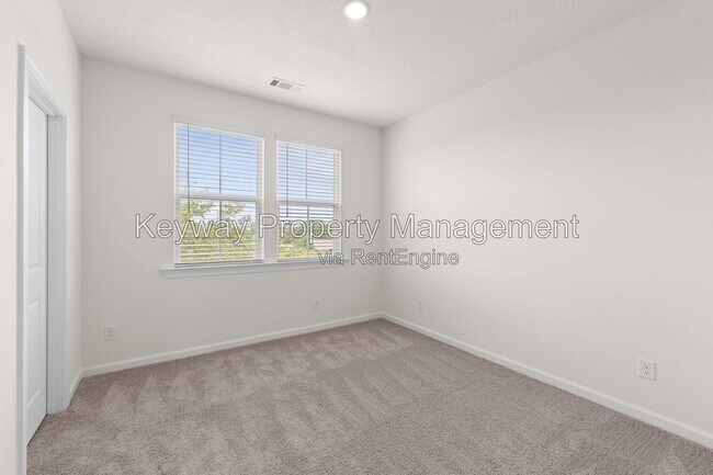 Building Photo - 1144 Carolina Ave