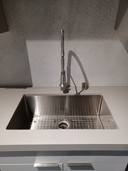 Kraus Designer Stainless Sink & Faucet - 608 S 3rd St