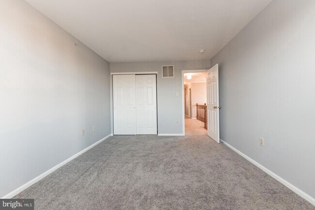 Building Photo - 926 Bentley Ct