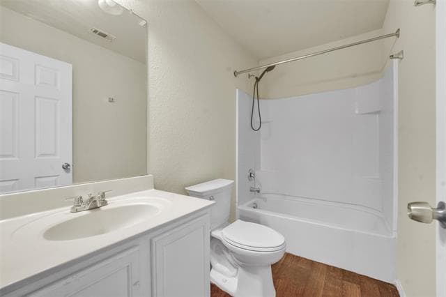 Building Photo - 917 Bloomfield Dr