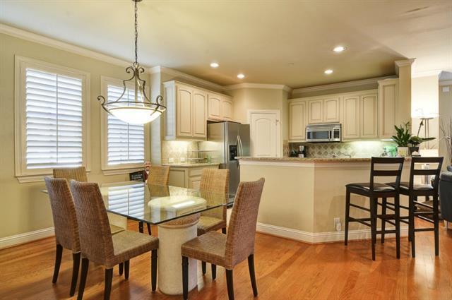 Building Photo - 3117 Rosedale Ave