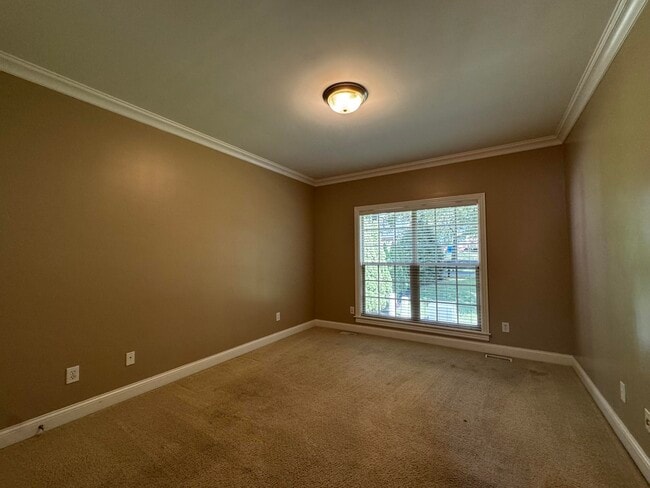 Building Photo - 3120 Hemingway Ln