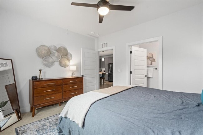 Building Photo - 2220 Webberville Rd