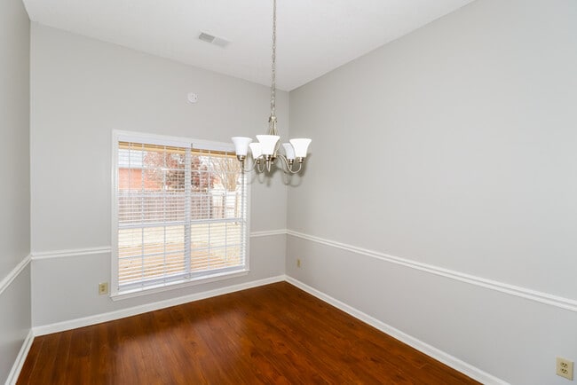 Building Photo - 4713 Shadow Field Ln