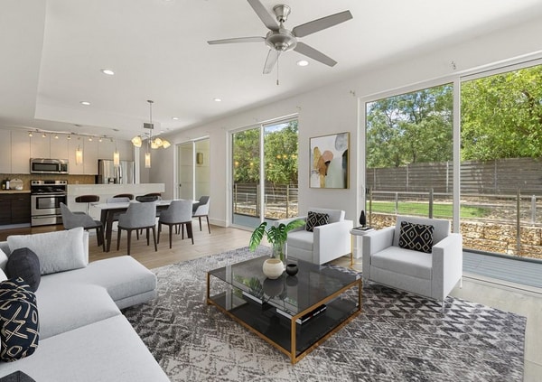 Building Photo - 604 N Bluff Dr