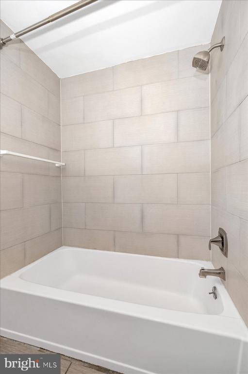 Building Photo - 1551 Langford Rd