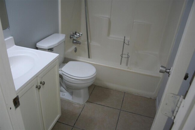 Building Photo - 5314 Atascosa Dr
