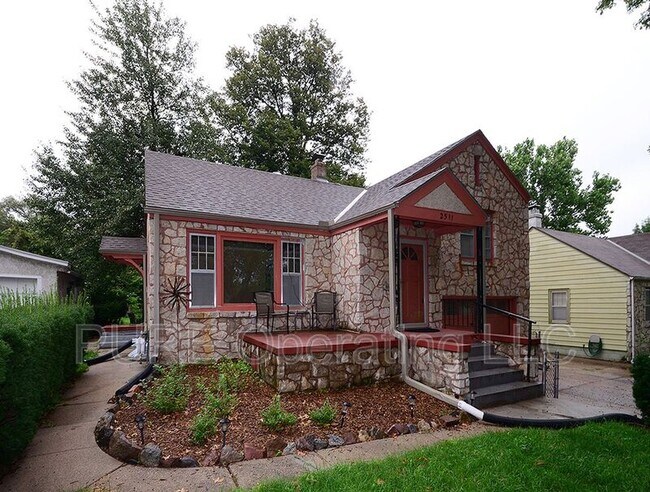 Primary Photo - 2511 N 63 St