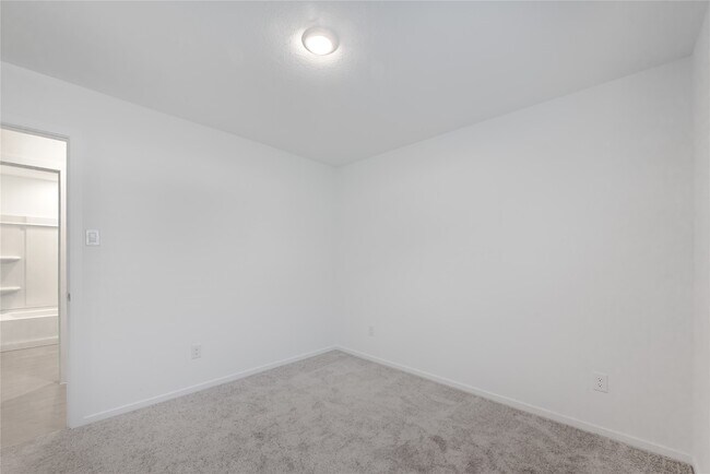 Building Photo - 18004 Valle Cupa Ln