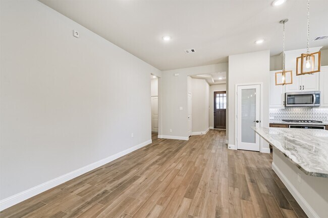 Building Photo - 16615 Tranquility Grove Dr