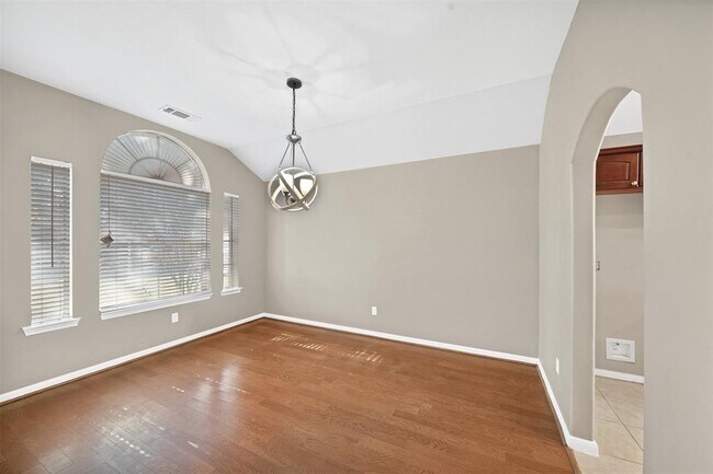 Building Photo - 18326 Cobblestone Dr