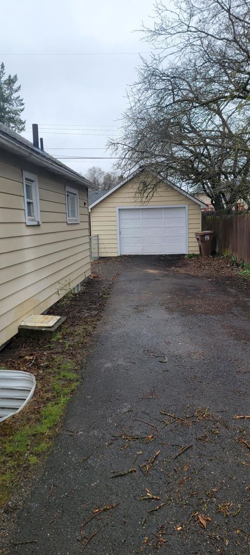 Building Photo - Great Northside 4 bed 2 bath home