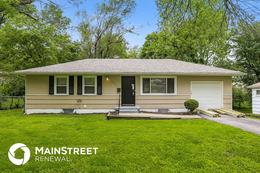 Primary Photo - 11302 Norton Ave