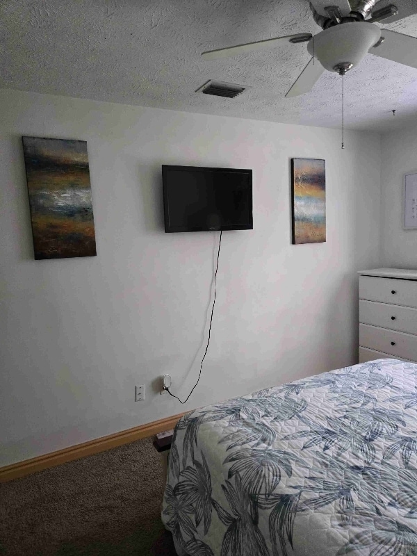 Building Photo - 4984 Pine Cone Ct