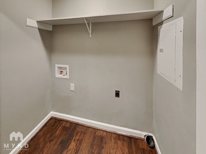 Building Photo - 3504 Berdan Ct
