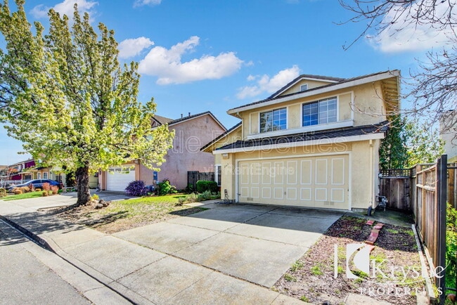 Building Photo - 267 Quartz Ln