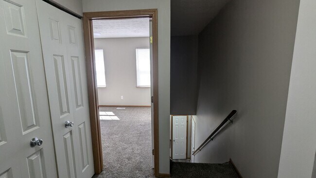 Building Photo - MN Cedar Village (861)