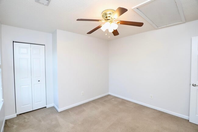 Building Photo - 1749 Mossberg Dr