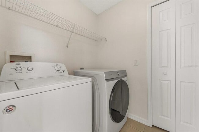 Building Photo - 123 Fox Loop